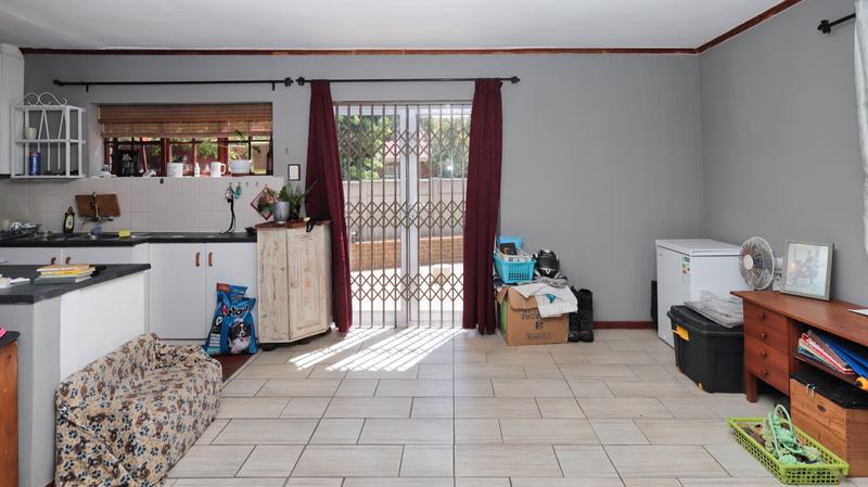 4 Bedroom Property for Sale in Somerset West Western Cape